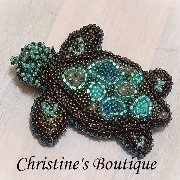 Handcrafted bead embroidery Brooch Turtle Pin - Picture 1 of 3